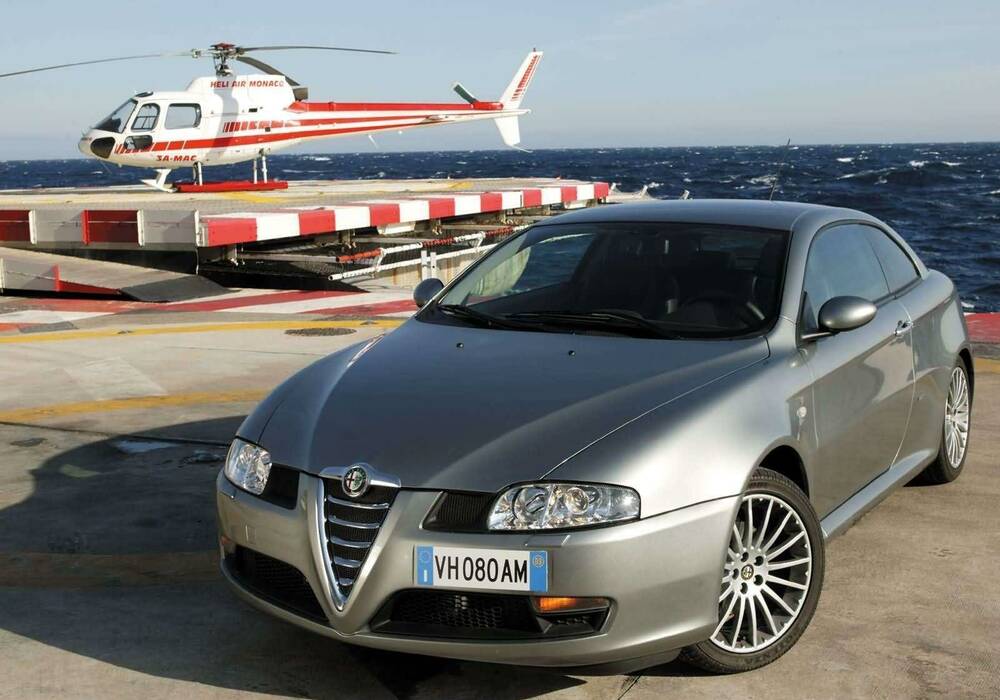 Fiche technique Alfa Romeo GT 2.0 JTS 165 (937) (2004-2010)