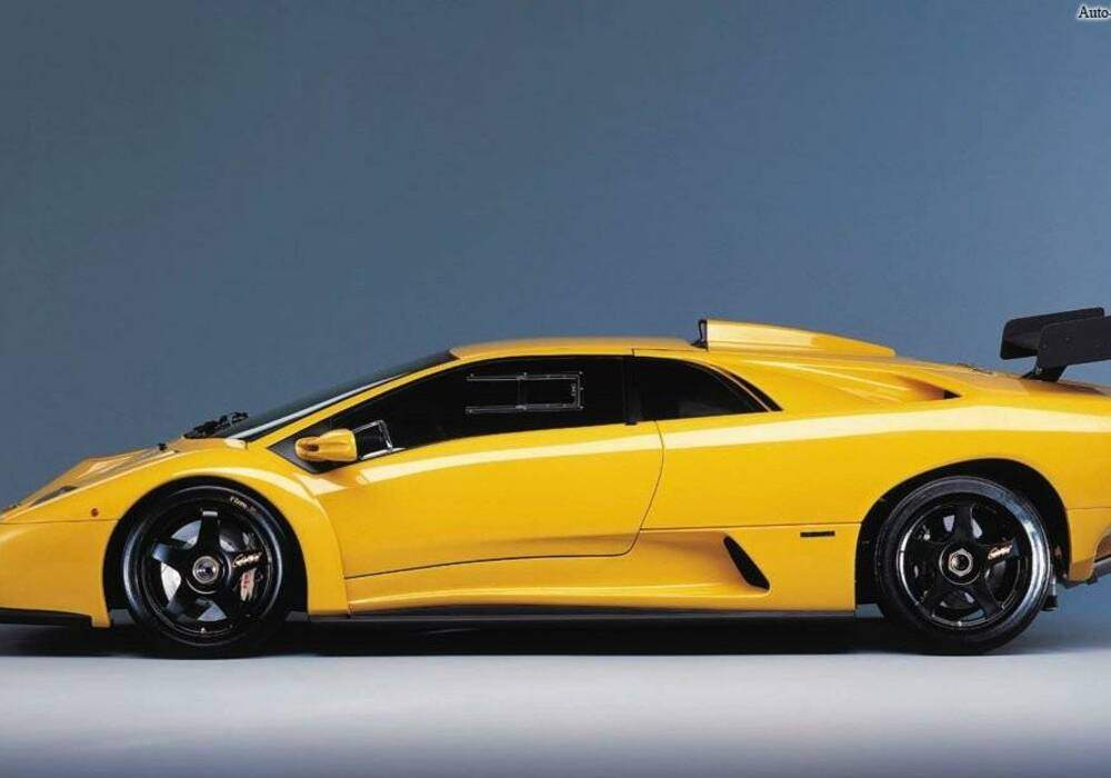 Fiche technique Lamborghini Diablo GTR (1999-2000)