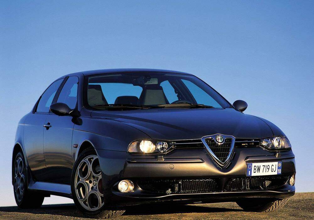 Fiche technique Alfa Romeo 156 GTA (932) (2002-2005)