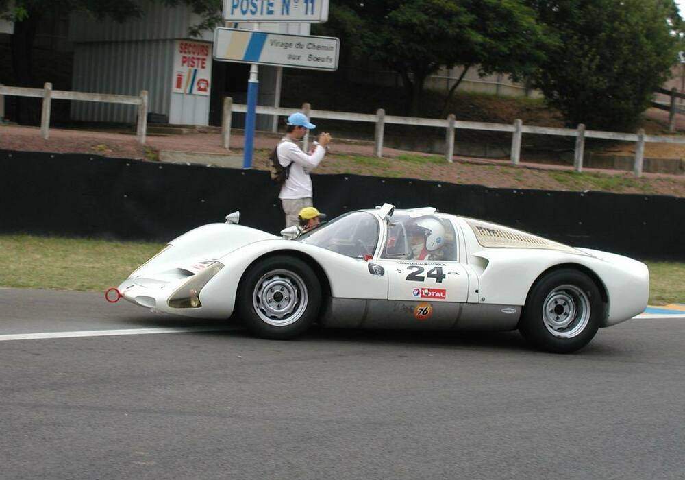 Fiche technique Porsche 906 Carrera 6 (1966)