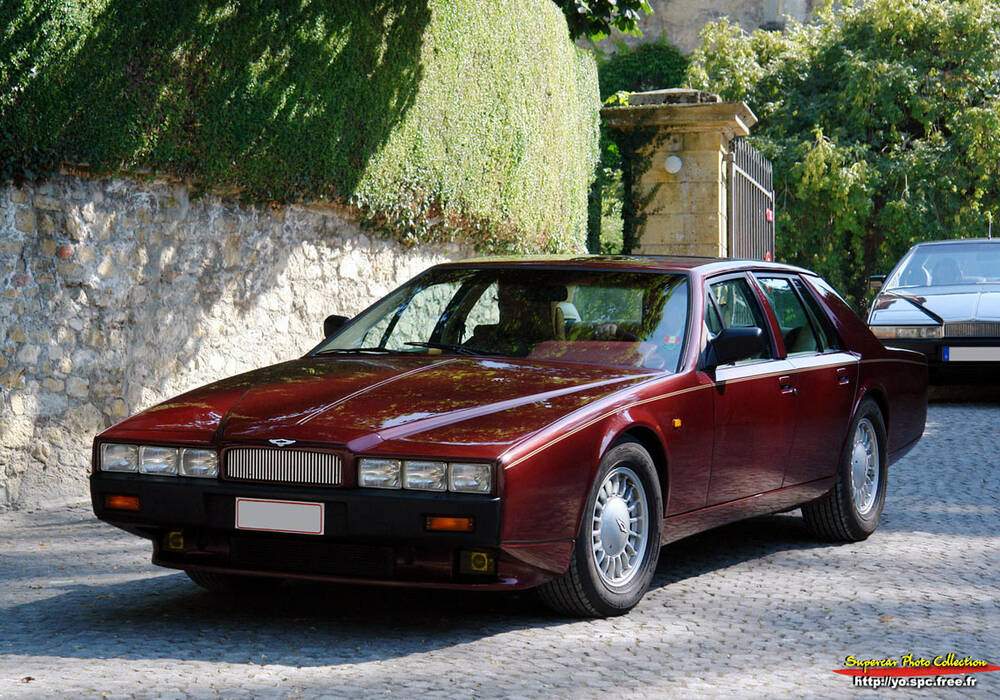 Fiche technique Aston Martin Lagonda S&eacute;rie 4 (1987-1990)