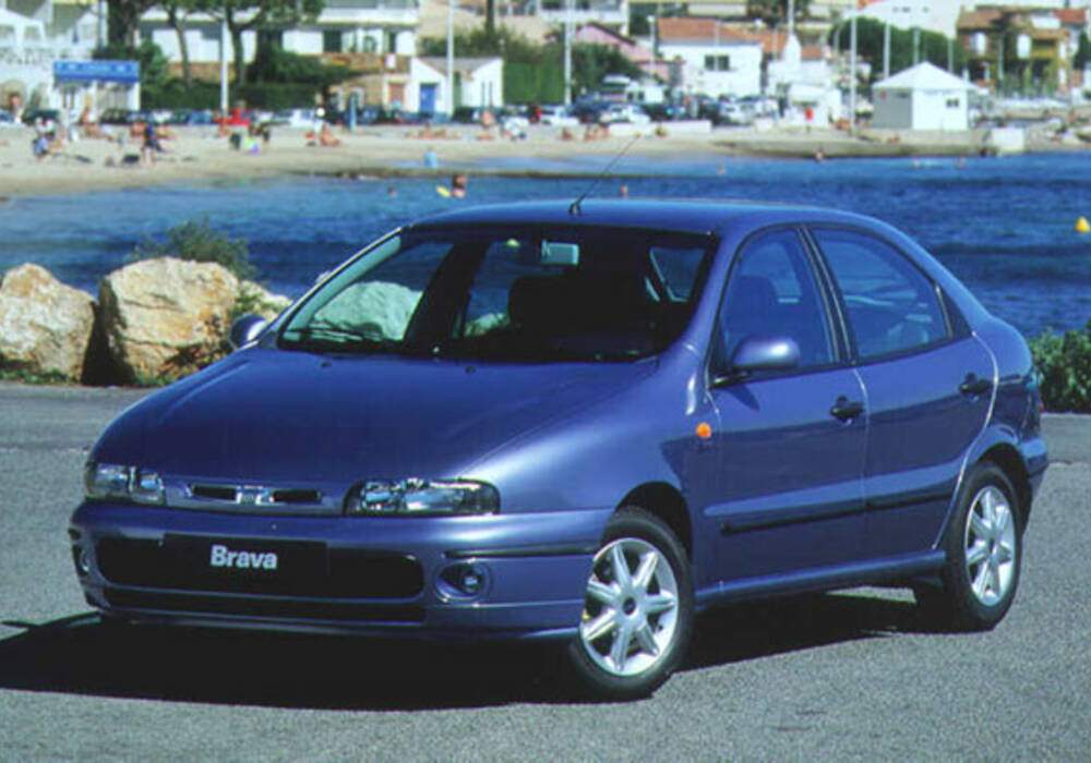Fiche technique Fiat Brava 1.6 16v (1996-2001)