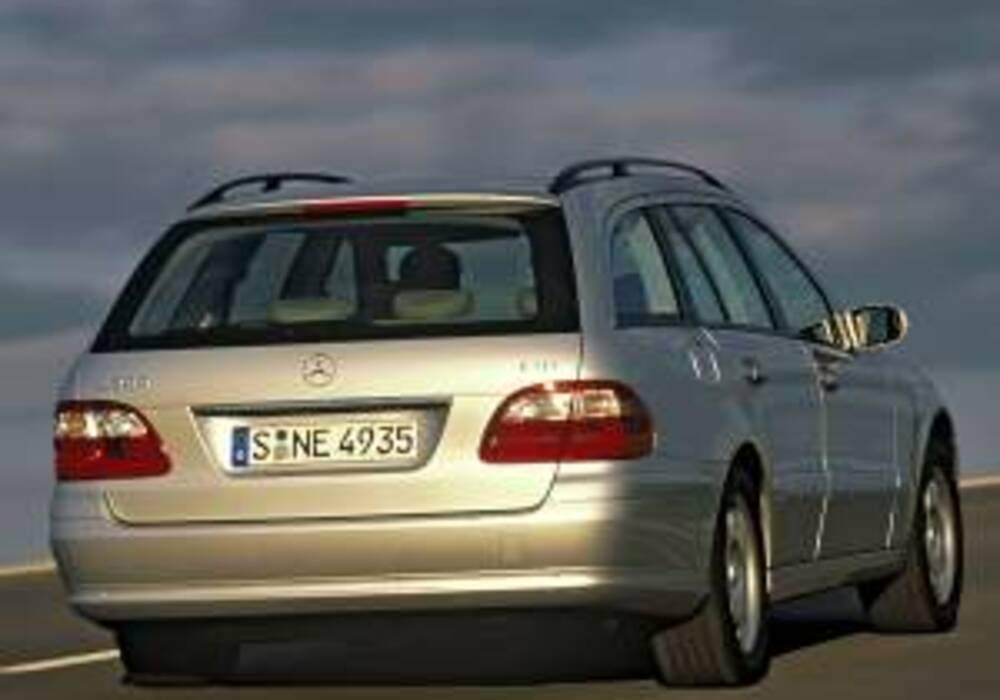 Fiche technique Mercedes-Benz E III Estate 280 CDI (S211) (2005-2009)