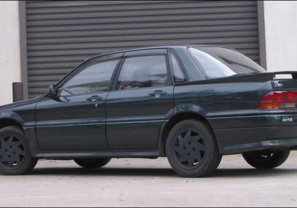 Fiche technique Mitsubishi Galant VI AMG (E30) (1989)