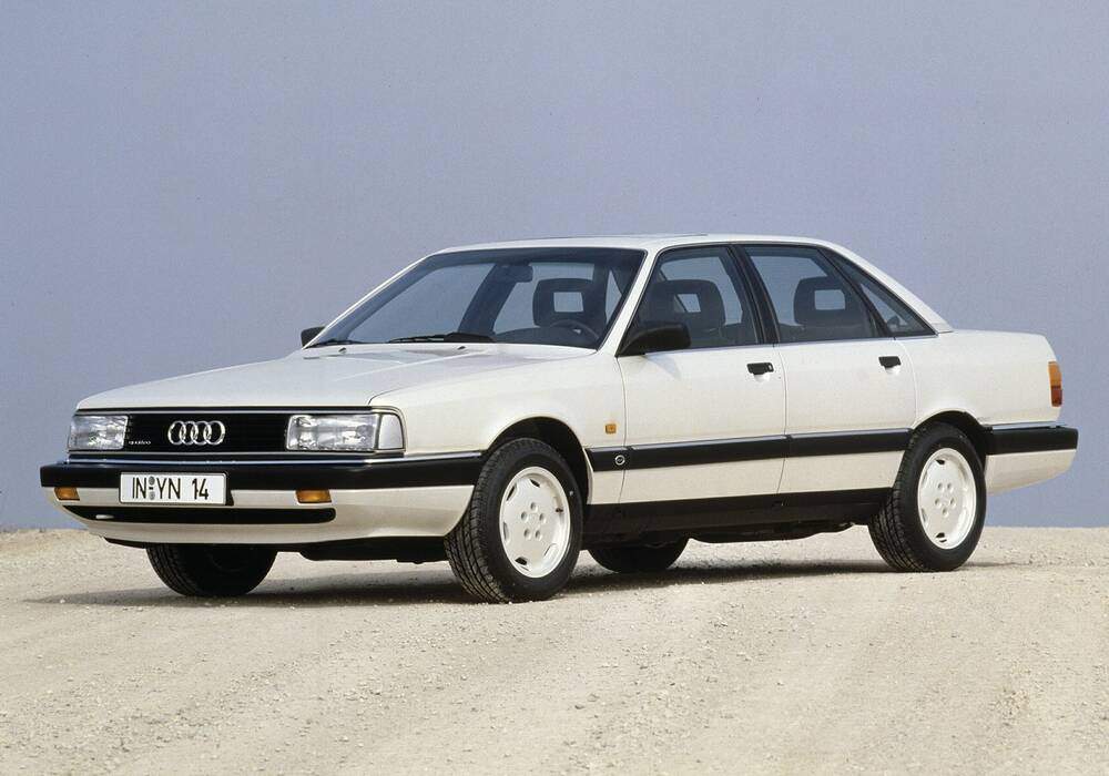 Fiche technique Audi 200 II Quattro 20v (44) (1989-1991)
