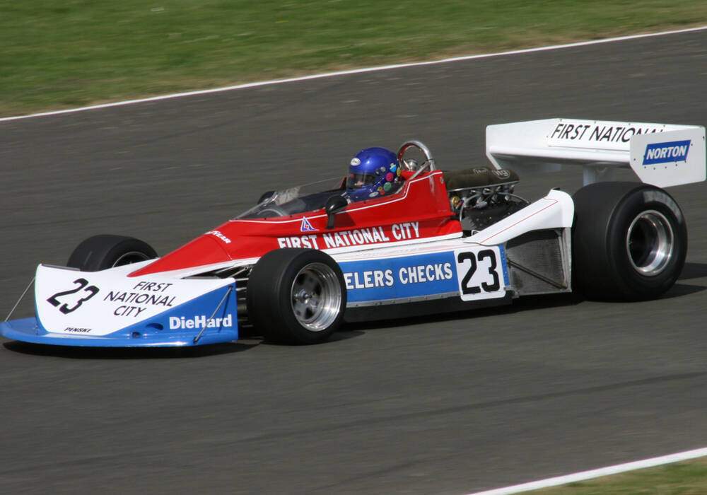 Fiche technique Penske PC3 Cosworth (1975-1976)