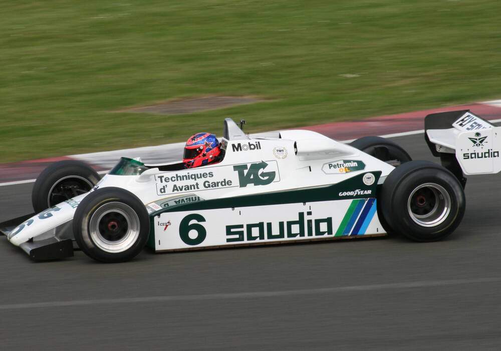 Fiche technique Williams FW08 (1982)