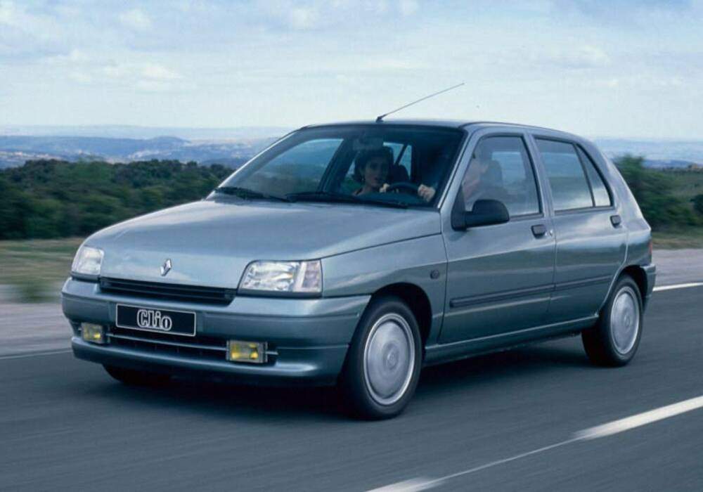 Fiche technique Renault Clio 1.4 (1990-1998)