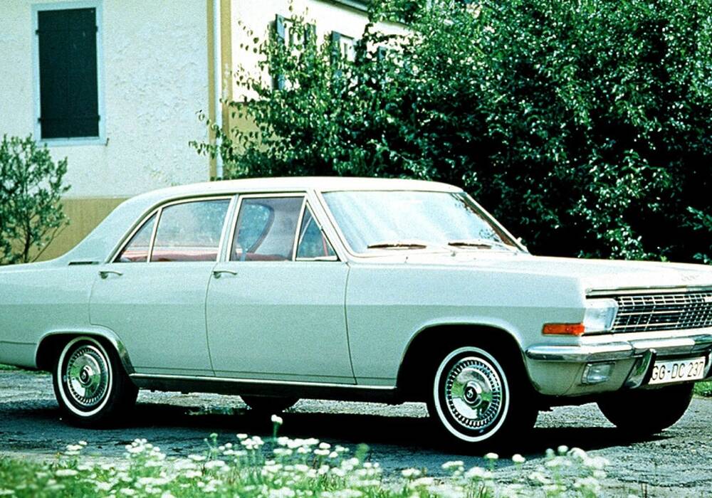 Fiche technique Opel Admiral A 2800 S (1965-1968)