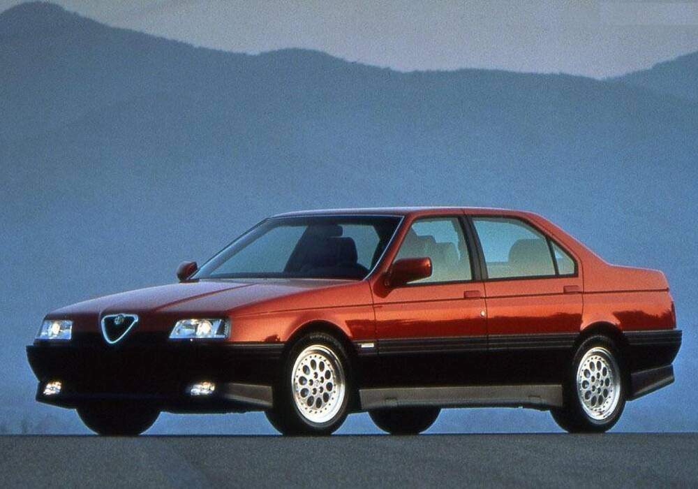 Fiche technique Alfa Romeo 164 2.0 TS 150 (1987-1990)