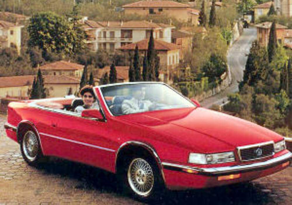 Fiche technique Chrysler TC 160 by Maserati (1988-1991)