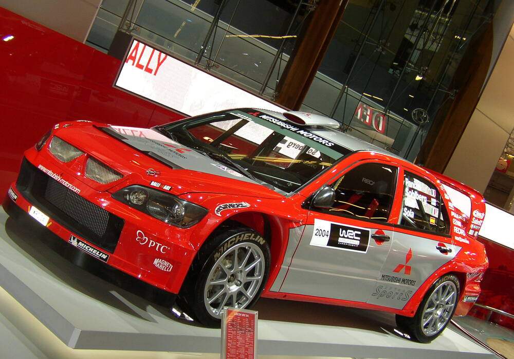 Fiche technique Mitsubishi Lancer WRC04 (2004)