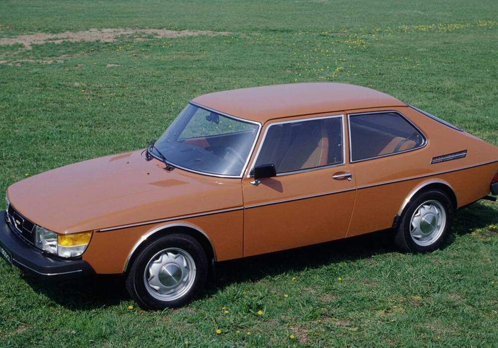 Fiche technique Saab 900 2.0 (1979-1984)