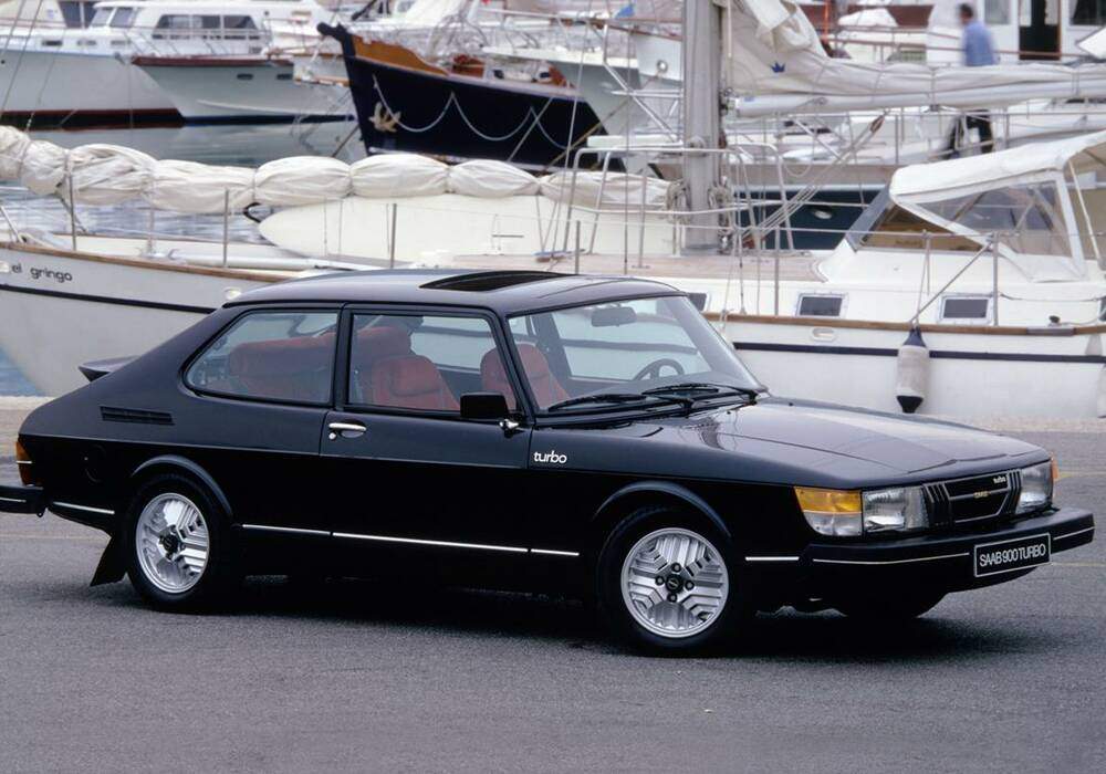 Fiche technique Saab 900 Turbo (1979-1986)
