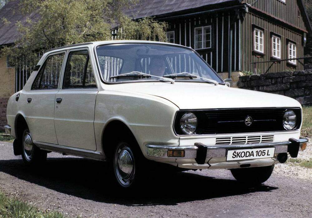 Fiche technique Skoda 105 L (1977-1986)
