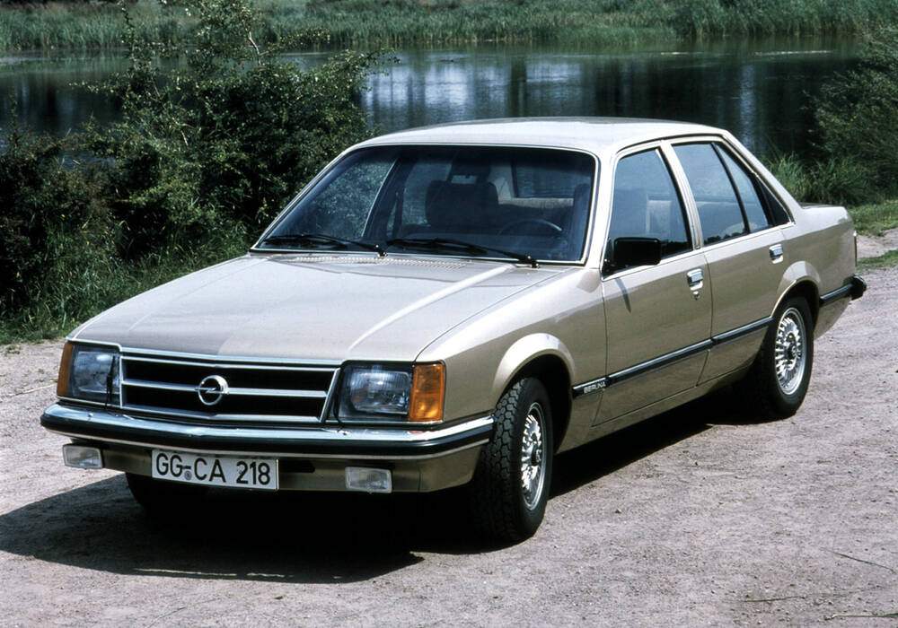 Fiche technique Opel Commodore III 2.5 S (1977-1982)