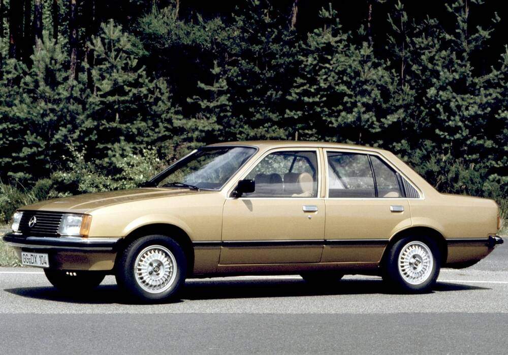 Fiche technique Opel Rekord VII 2.0S (E1) (1977-1982)