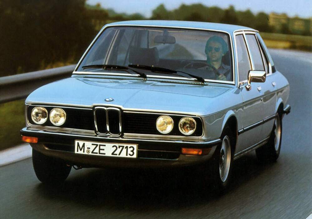 Fiche technique BMW 520/6 (E12) (1977-1981)