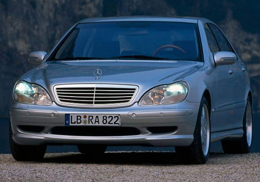 Fiche technique Mercedes-Benz S II 55 AMG (W220) (1999-2002)