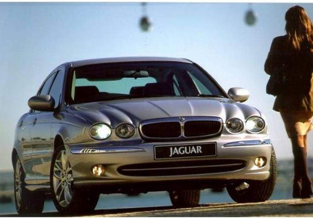 Fiche technique Jaguar X-Type 2.5 V6 (2001-2009)