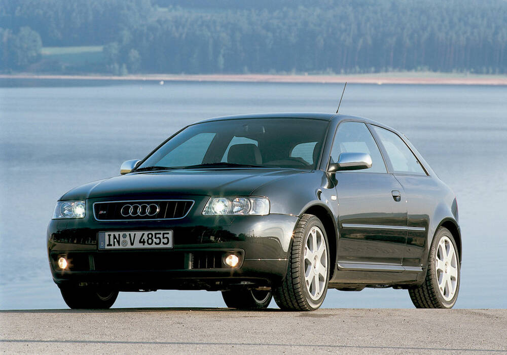 Fiche technique Audi S3 (8L) (2001-2003)