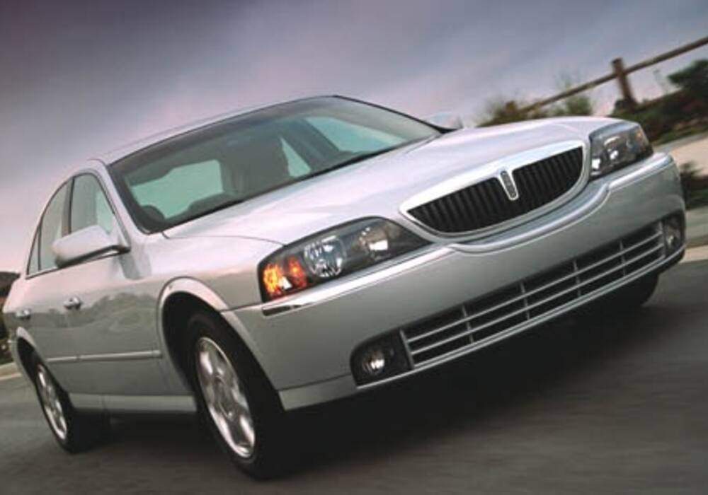 Fiche technique Lincoln LS 4.0 V8 (2002-2006)