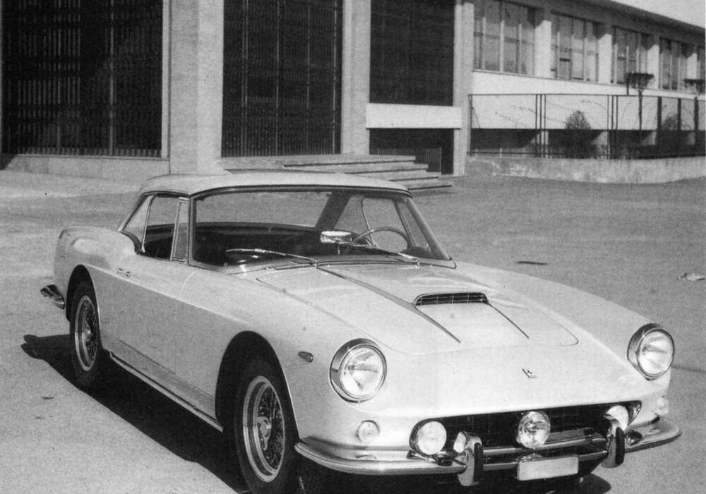 Fiche technique Ferrari 400 Superamerica Cabriolet (1959-1963)