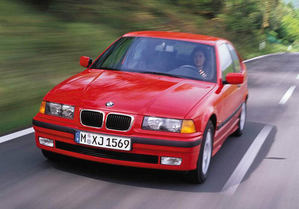 Fiche technique BMW 318ti Compact (E36-5) (1996-1999)