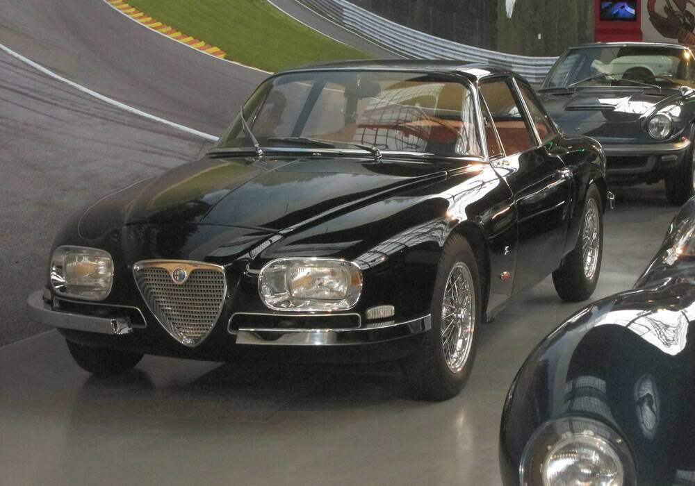 Fiche technique Alfa Romeo 2600 Sprint &laquo; Zagato &raquo; (1965-1967)