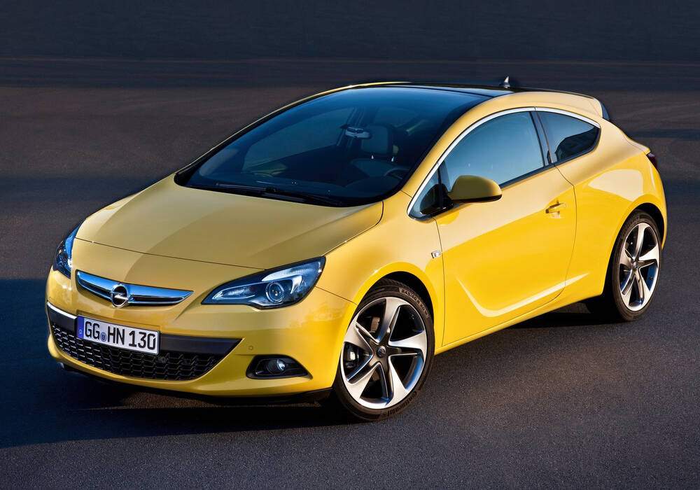 Fiche technique Opel Astra IV GTC 2.0 CDTi 165 (J) (2012-2015)