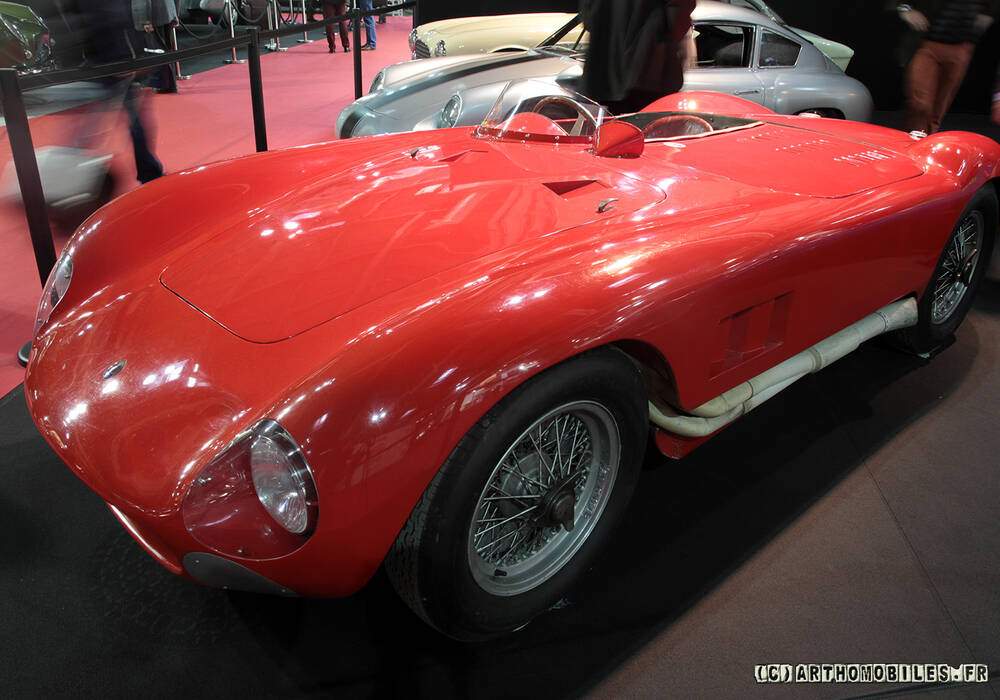 Fiche technique Maserati 200S (1955-1956)