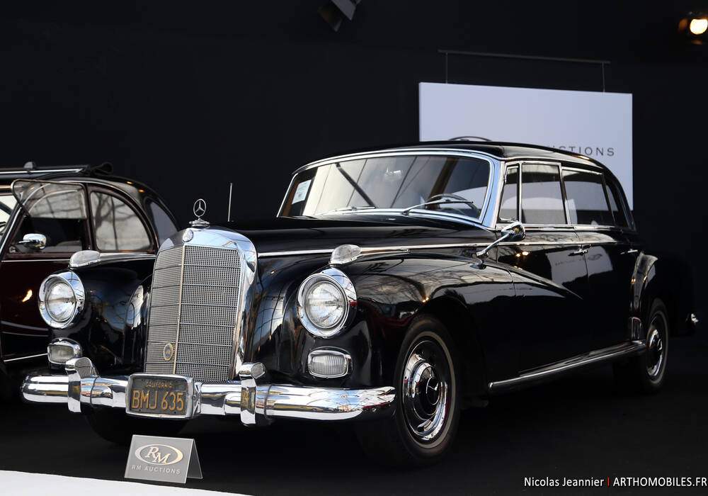Fiche technique Mercedes-Benz 300 D (W189) (1958-1962)