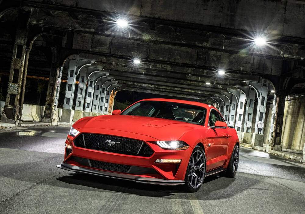 Fiche technique Ford Mustang VI GT &laquo; Performance Pack Level 2 &raquo; (2017-2018)