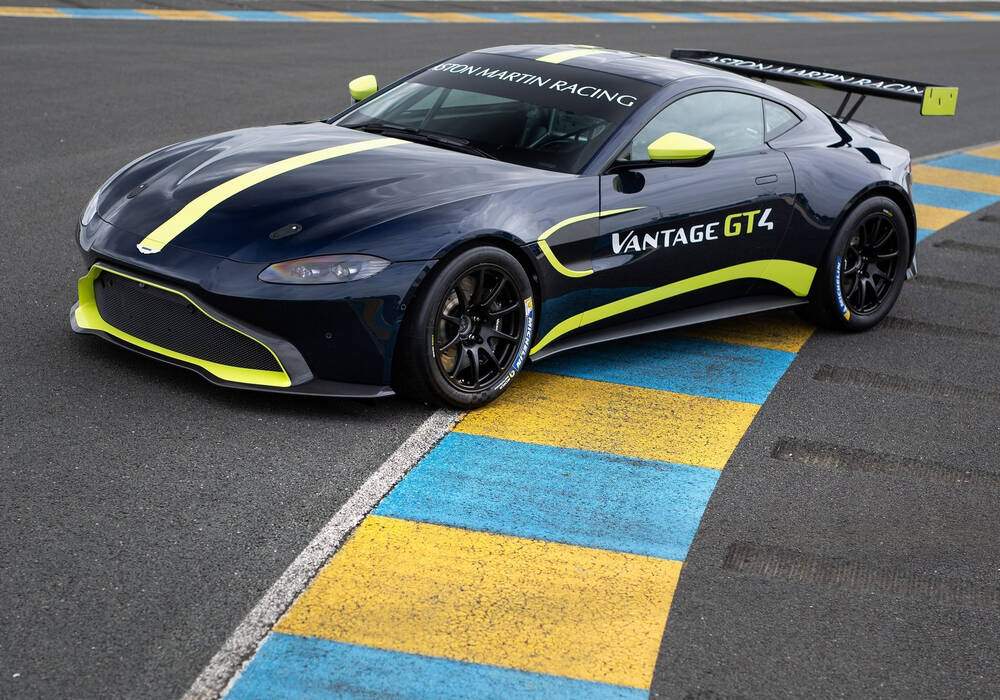 Fiche technique Aston Martin Vantage GT4 (2019)