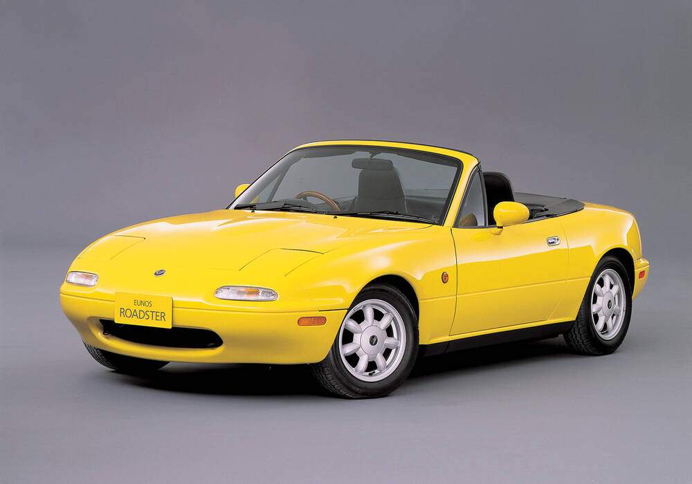 Fiche technique Eunos Roadster 1.6 120 (NA) &laquo; J Limited Special Edition &raquo; (1991)