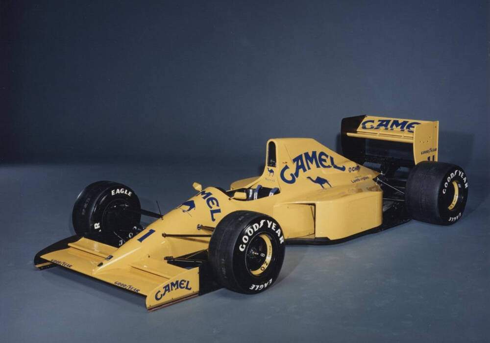 Fiche technique Lotus 102 (1990)