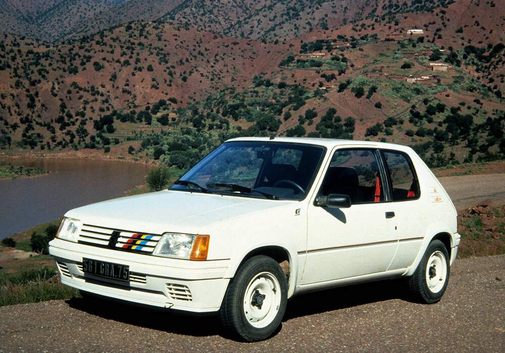 Fiche technique Peugeot 205 Rallye (1988-1992)