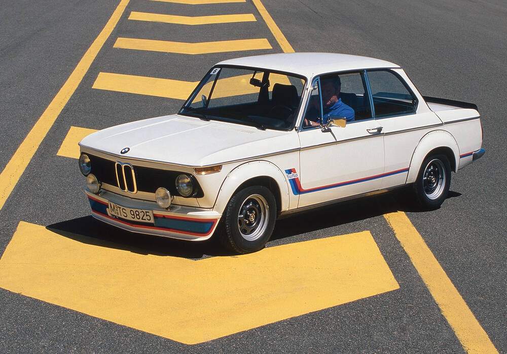Fiche technique BMW 2002 Turbo (E10) (1974-1975)