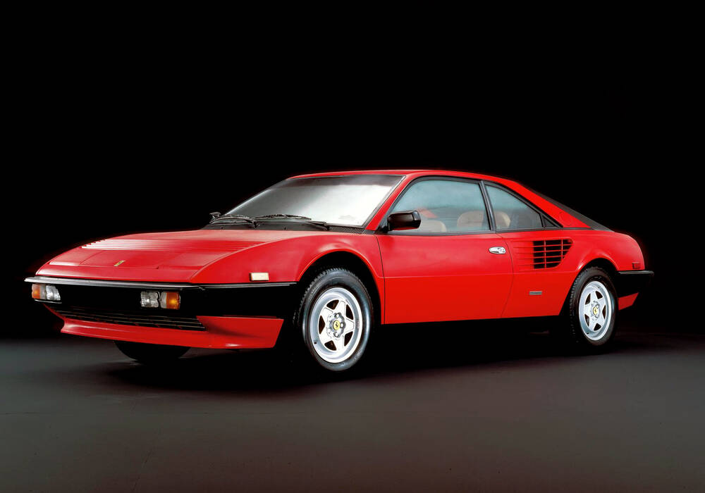 Fiche technique Ferrari Mondial Quattrovalvole (1982-1985)