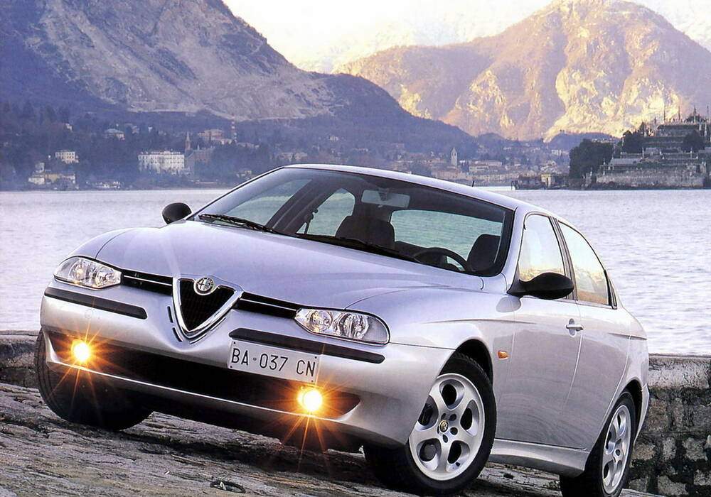 Fiche technique Alfa Romeo 156 2.0 TS 155 (932) (1998-2002)