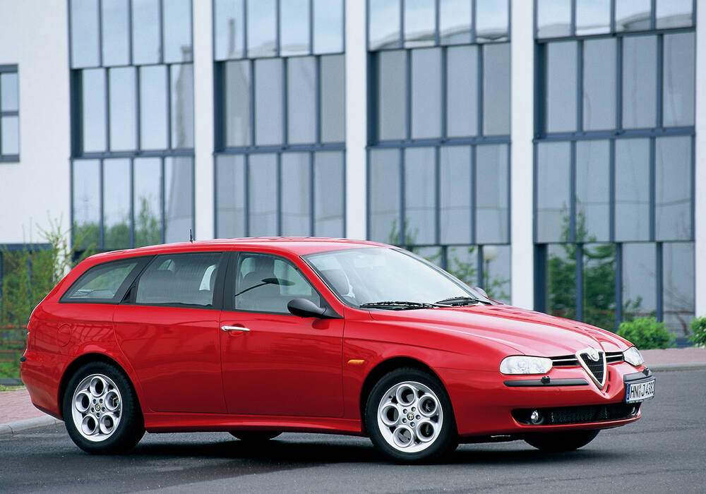 Fiche technique Alfa Romeo 156 Sportwagon 1.8 TS 145 (932) (2000-2001)
