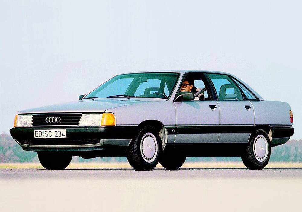 Fiche technique Audi 100 III 2.0 (C3) (1984-1990)