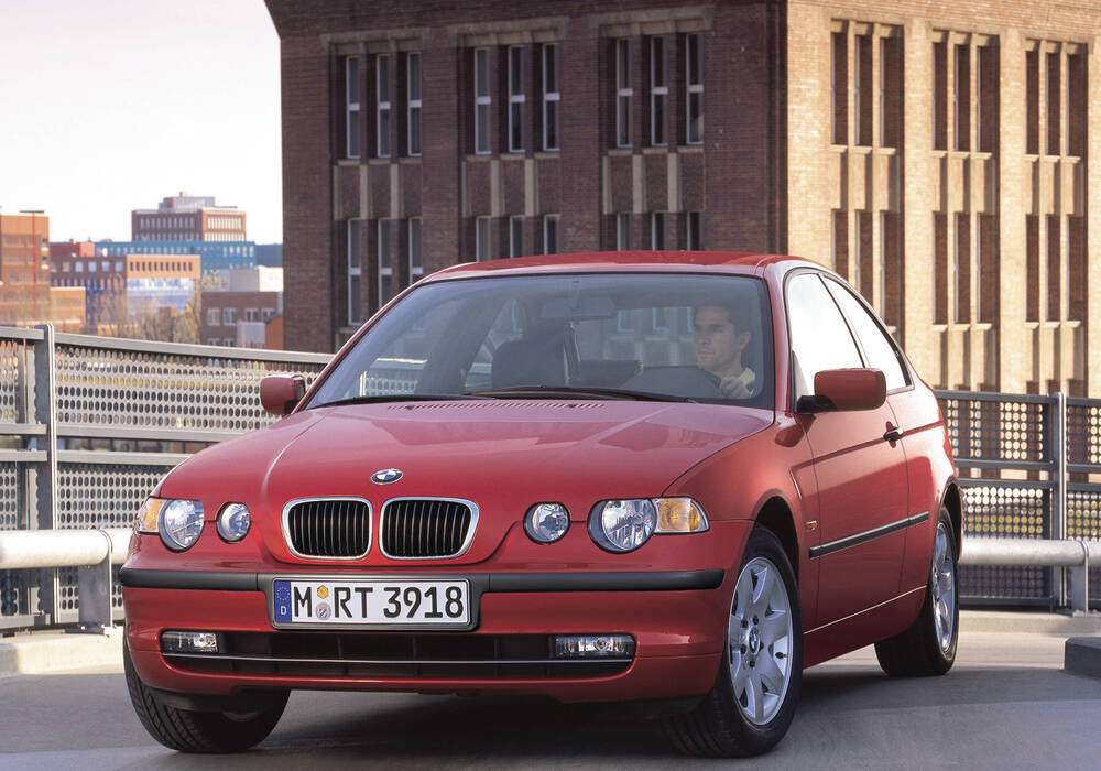 Fiche technique BMW 316ti Compact (E46-5) (2001-2004)