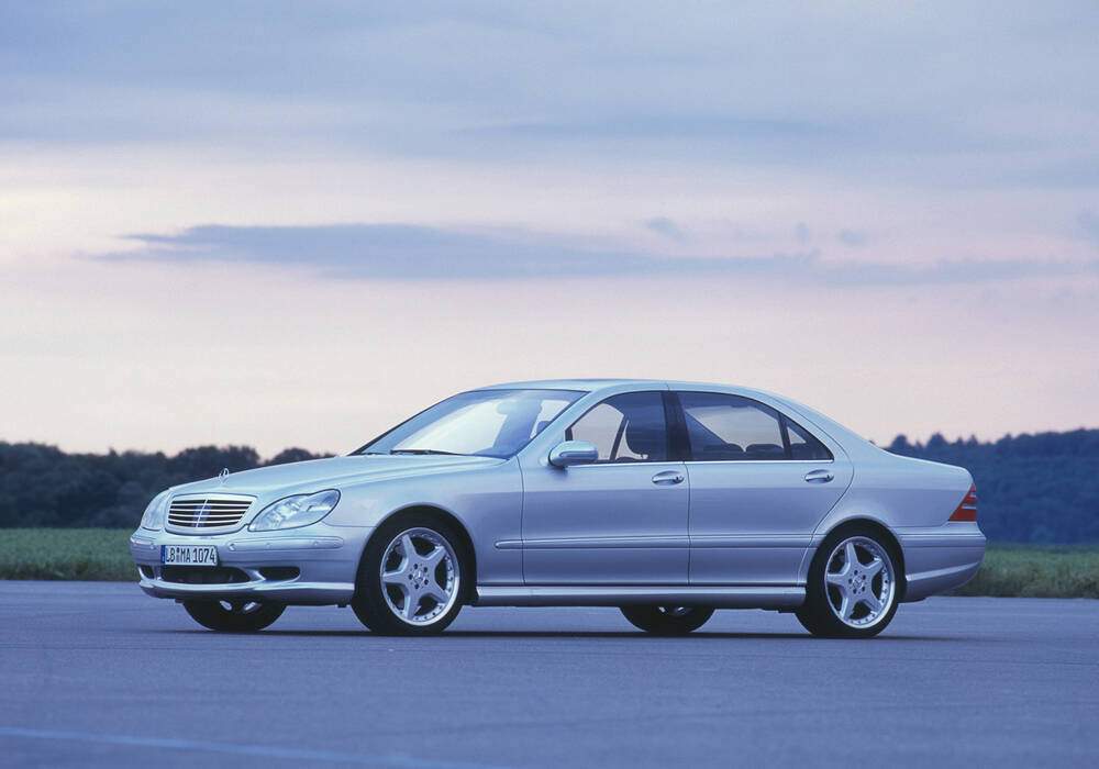 Fiche technique Mercedes-Benz S II 63 AMG (W220) (2001-2005)