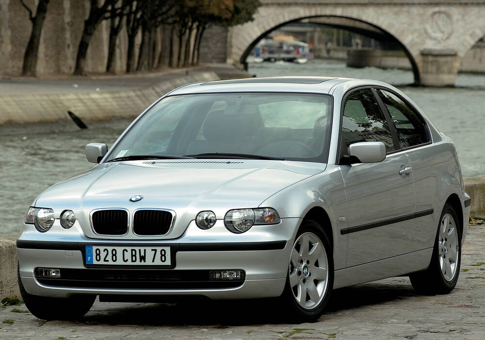 Fiche technique BMW 320td Compact (E46-5) (2001-2004)
