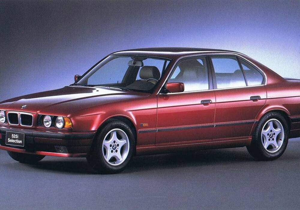 Fiche technique BMW 525i (E34) &laquo; Selection &raquo; (1995)