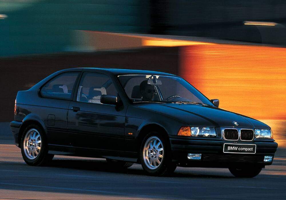 Fiche technique BMW 316i Compact (E36-5) (1994-2001)