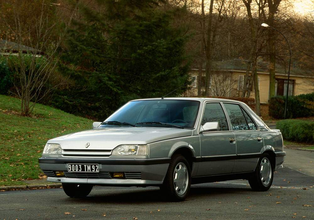 Fiche technique Renault 25 2.0i 12v (1989-1992)
