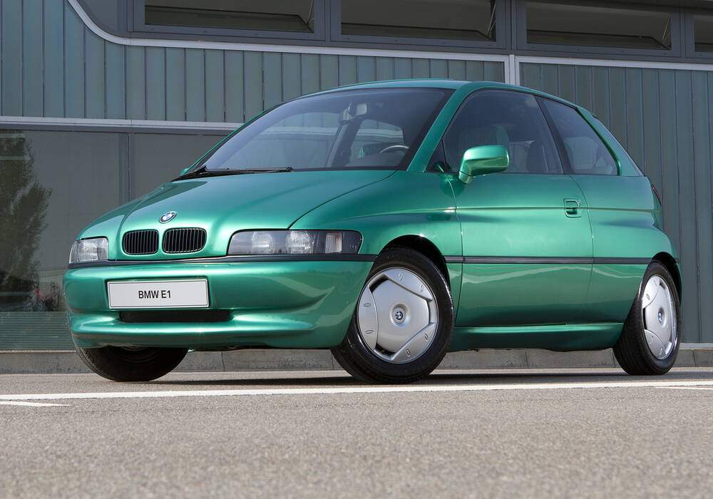 Fiche technique BMW Z15 Concept (1993)