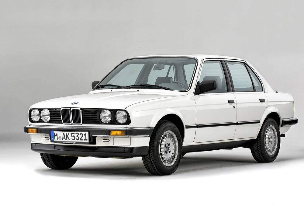 Fiche technique BMW 324d (E30) (1985-1991)